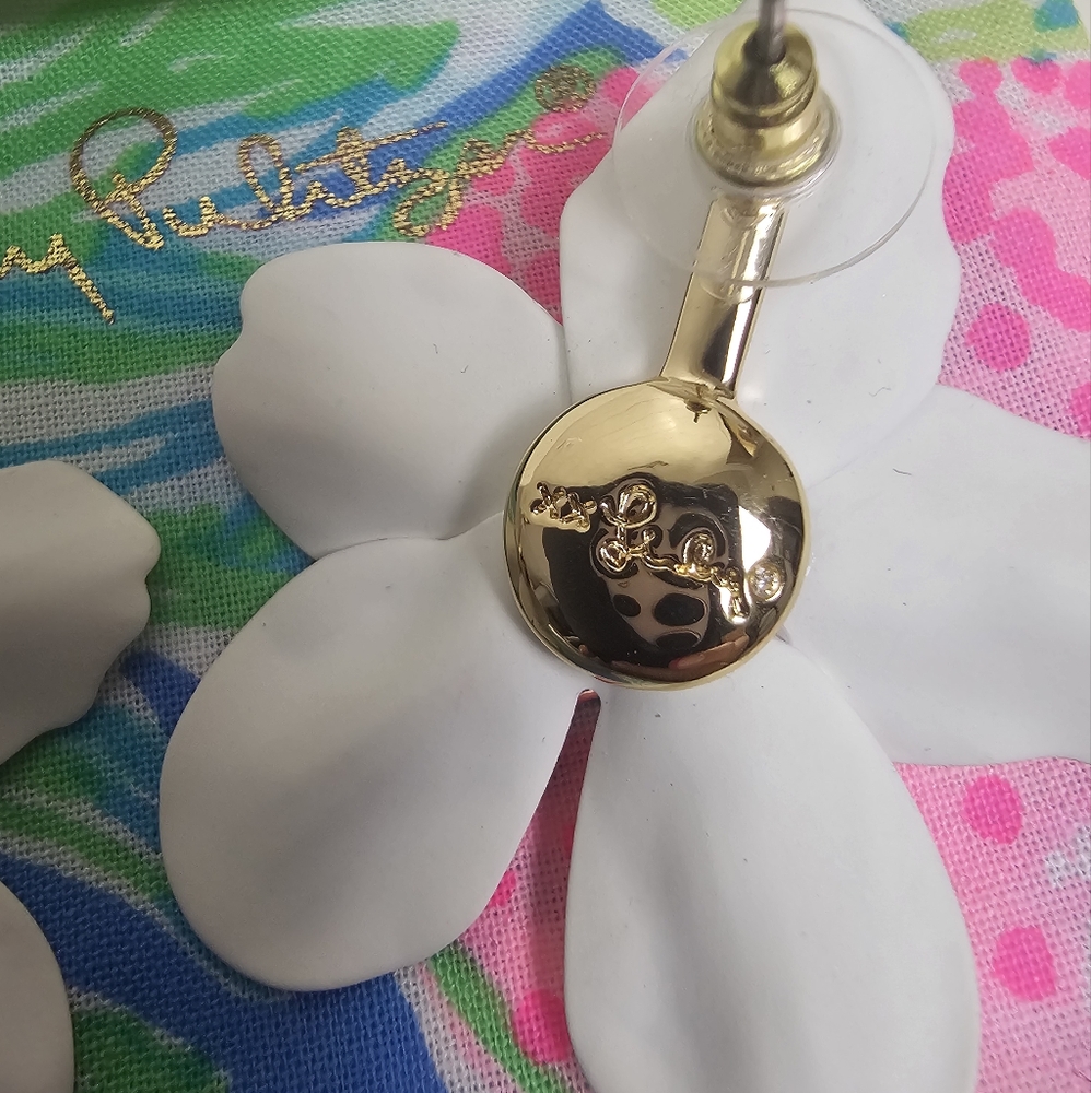 Lilly Pulitzer White Floral Earrings - Picture 4 of 5